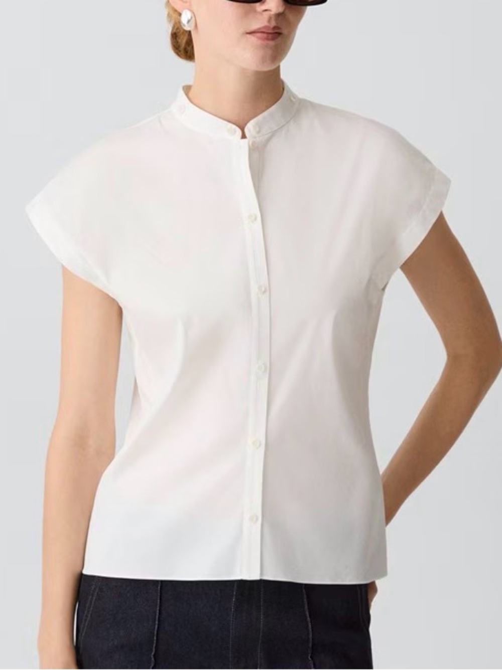 Theory White Sleeveless Button-Down Poplin Blouse